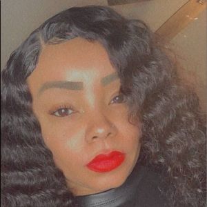 Meet your Posher, Lakendra